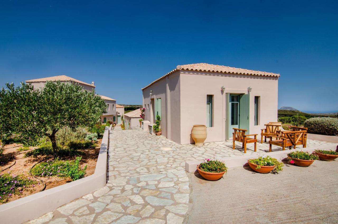 The Windmill Resort Mitáta 外观 照片